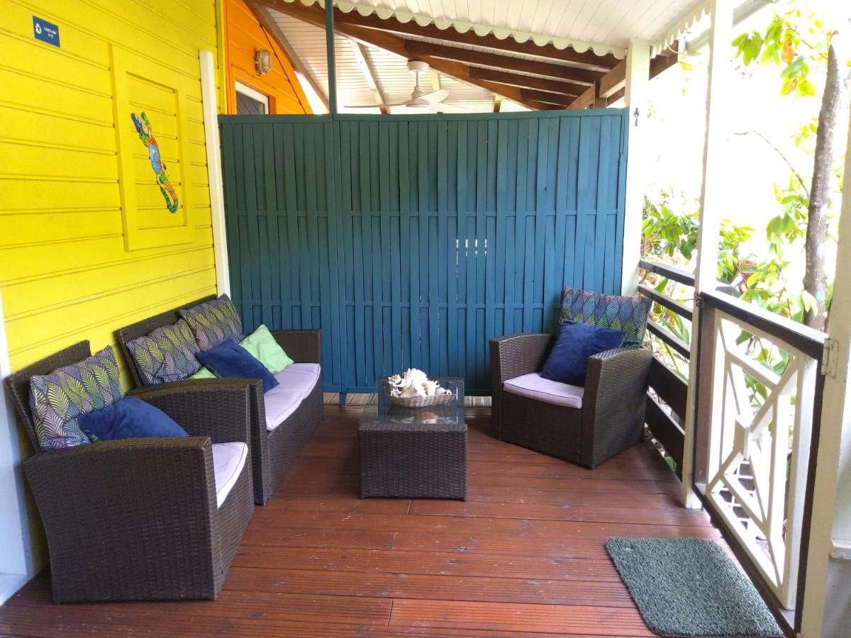 Les Gîtes Du Domaine De Petite-Anse Bouillante Extérieur photo