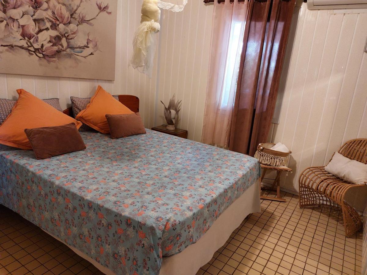 Les Gîtes Du Domaine De Petite-Anse Bouillante Extérieur photo