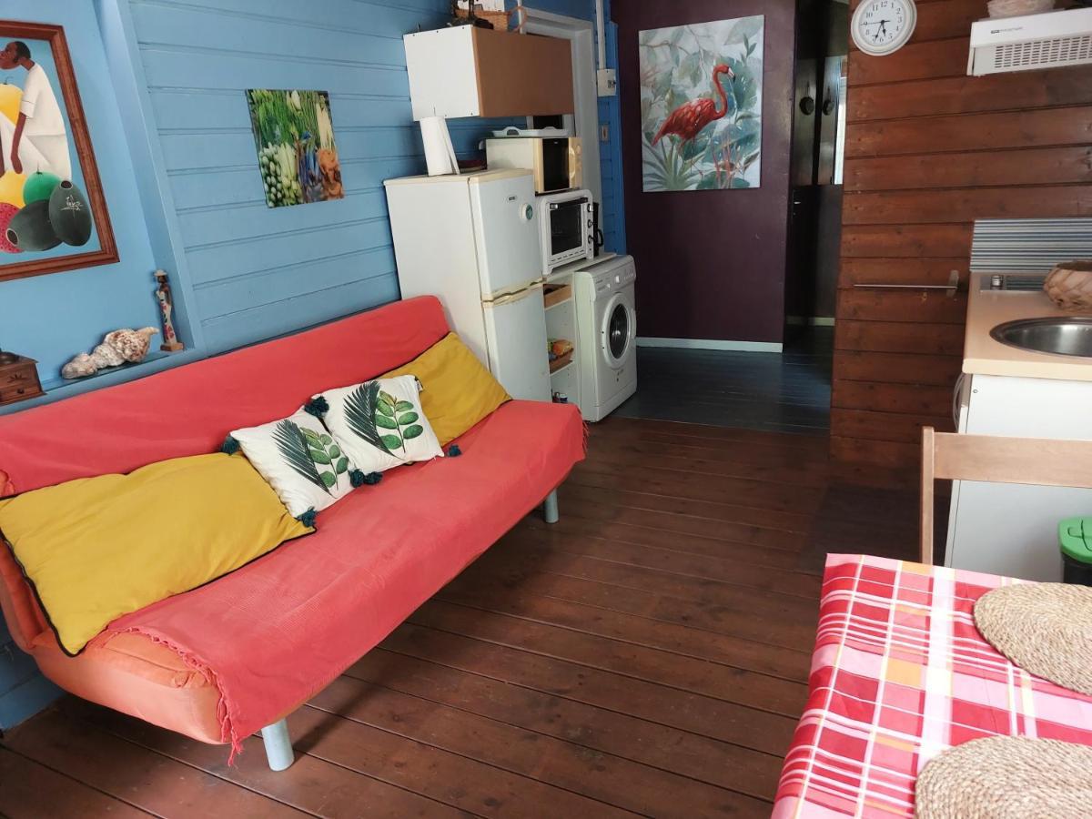 Les Gîtes Du Domaine De Petite-Anse Bouillante Extérieur photo
