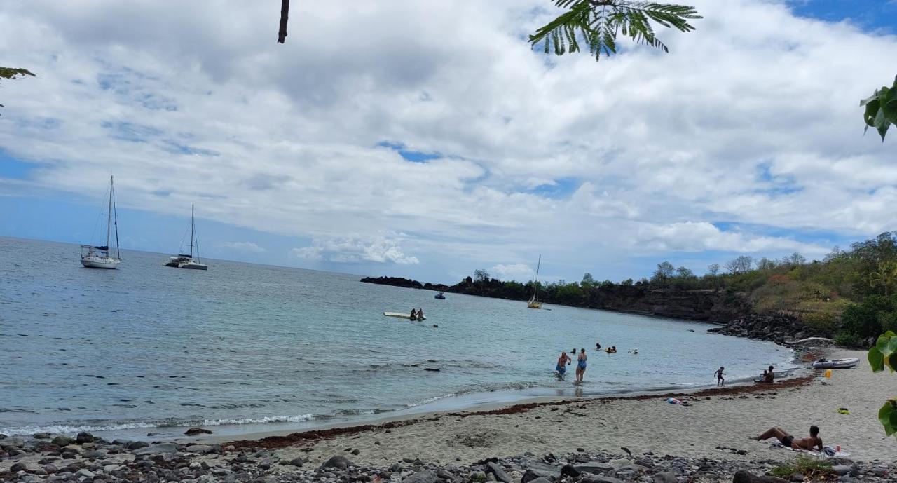 Les Gîtes Du Domaine De Petite-Anse Bouillante Extérieur photo
